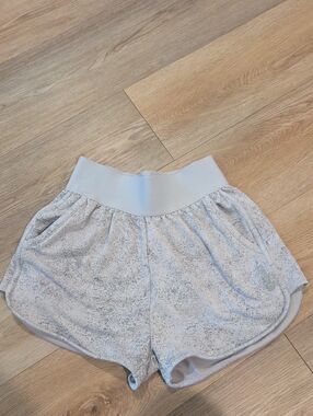 Women’s High-Waist Light Gray Athletic Shorts